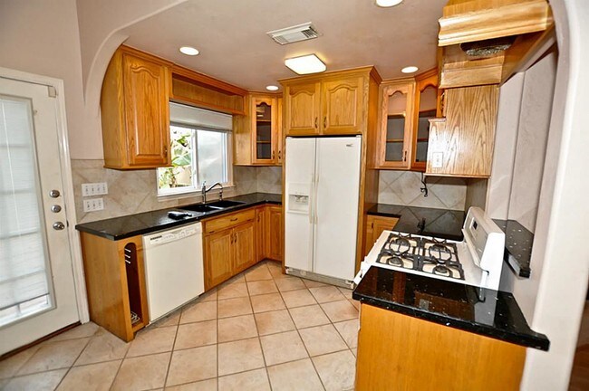 Foto del edificio - 2007 Country Village Blvd