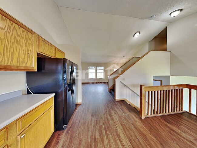 Foto del edificio - 5448 Longworth Dr