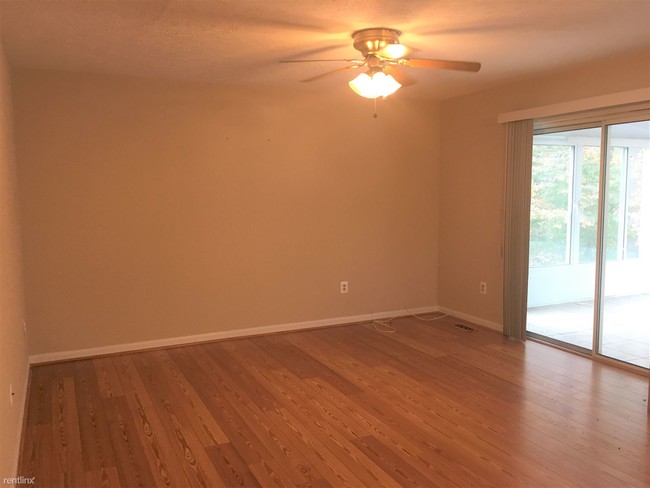 Foto del edificio - 3 br, 2.5 bath House - 1014 Sundown Rd