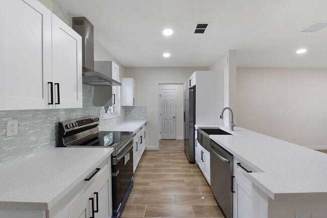 Foto del edificio - 710 Cayuga St