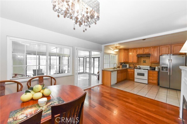 Building Photo - 1728 Glenridge Cir