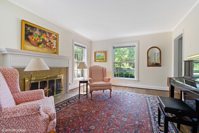 Building Photo - 400 Washington Ave