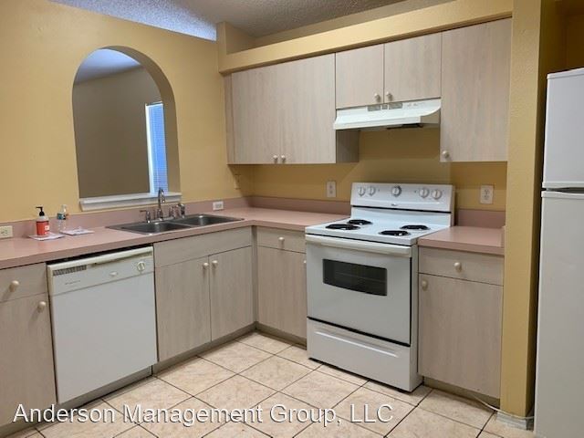 Building Photo - 3 br, 2 bath House - 913 Bella Vista Way