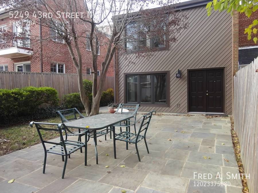 Primary Photo - Three Bedroom Town Home with Finished Base...