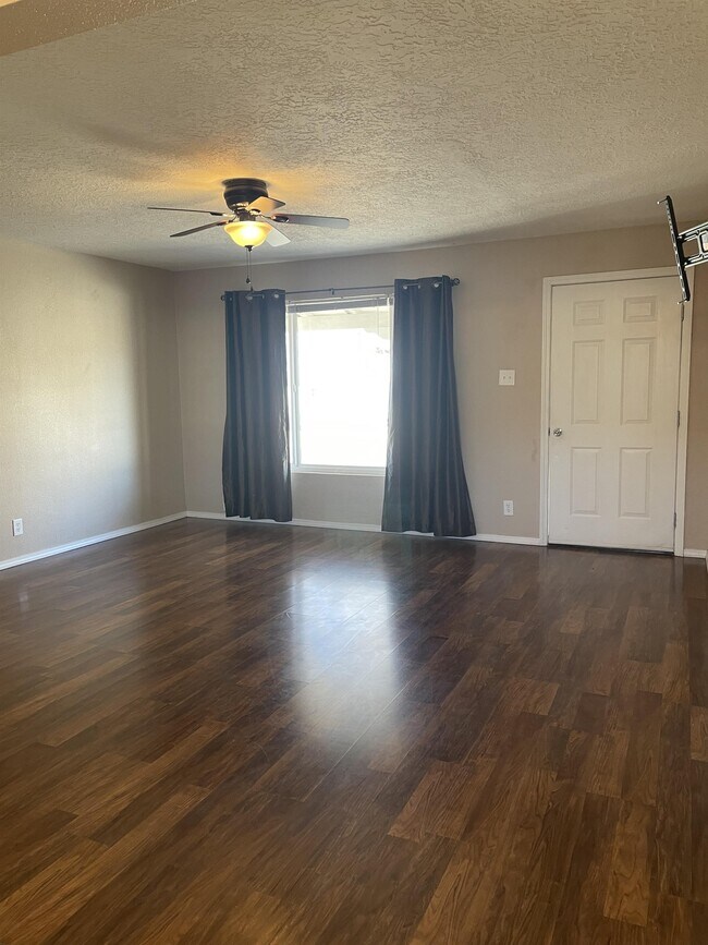 Foto del edificio - 2904 Garcia St NE