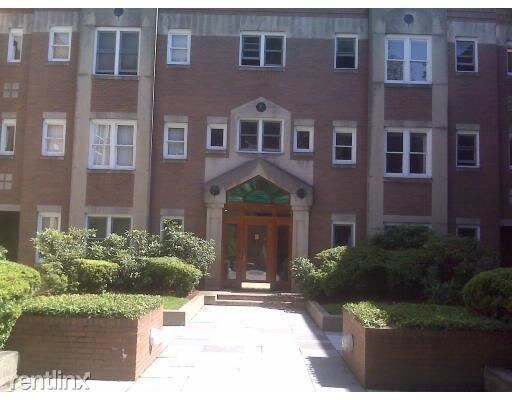 Primary Photo - 26 Parkman St