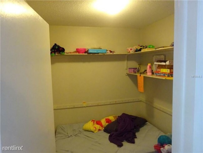 Foto del edificio - 2 br, 1 bath Apartment - 2066 N Betty Lane