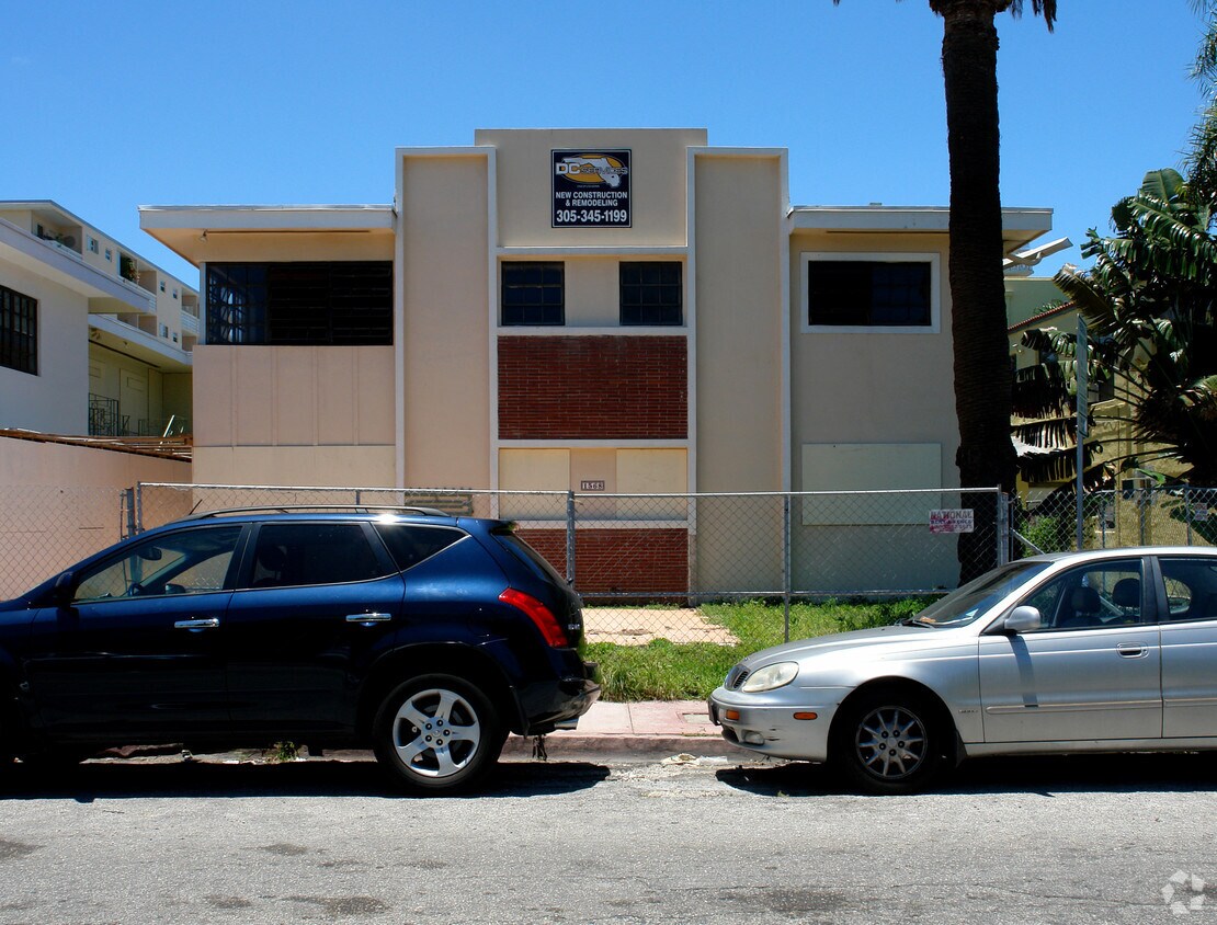 Building Photo - 1568 Pennsylvania Ave