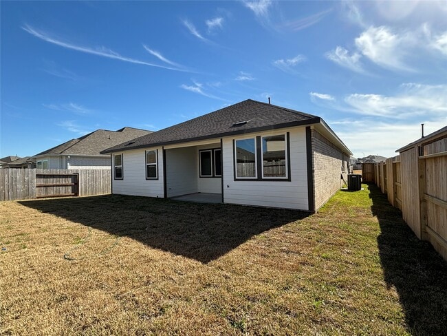 Building Photo - 2913 Clf Rdg Ln