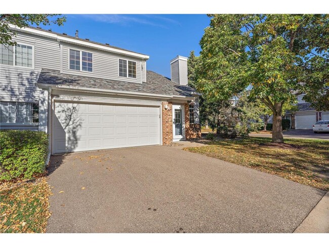Building Photo - 3707 Linden Pl