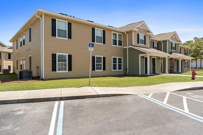 Building Photo - 801 Cape Cod Dr