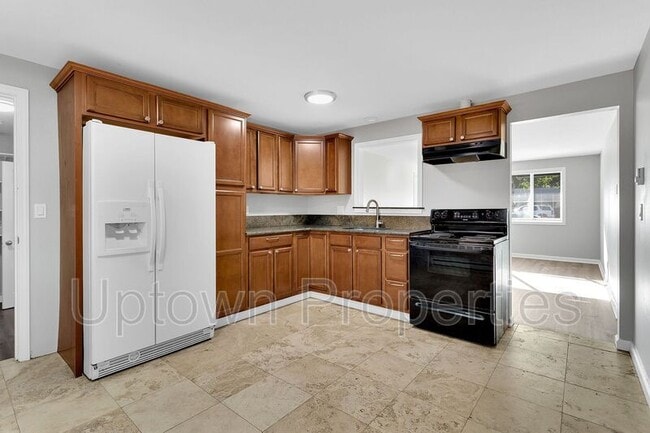 Foto del edificio - 1365 SE Cedar St