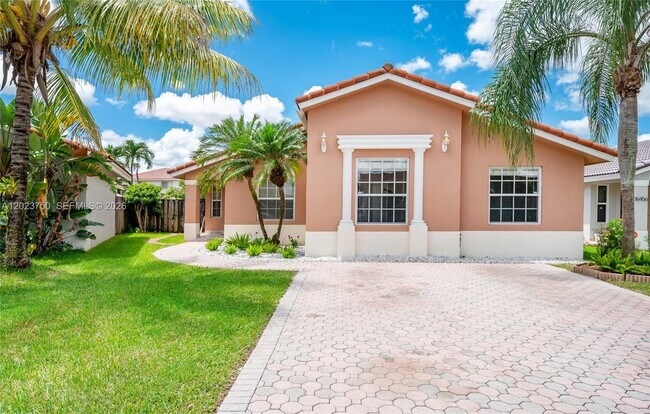 Foto del edificio - 16452 SW 99th Ln