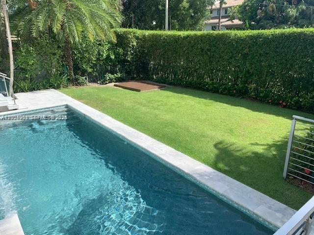 Foto del edificio - 785 Harbor Dr