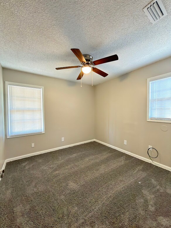 Foto del edificio - 1741 Ricardo St