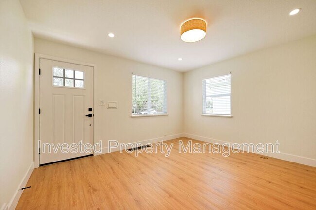 Foto del edificio - 3641 Josephine St