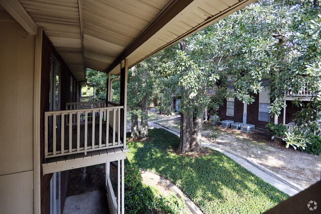 Balcony - Plantation Apartments