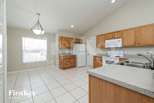 Foto del edificio - 1954 Manatee Dr