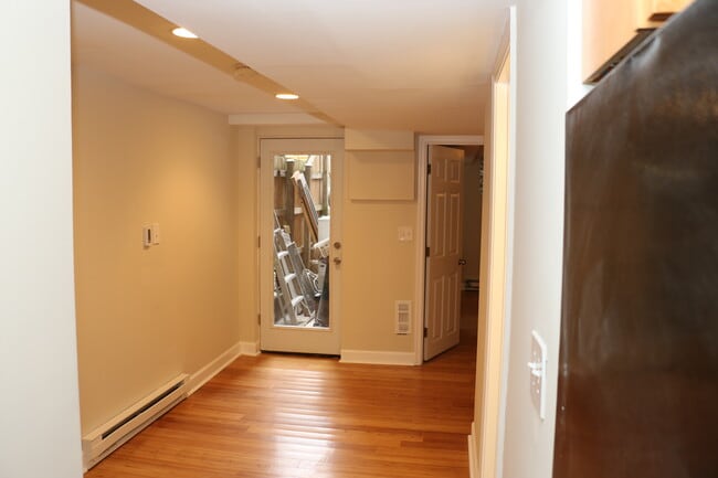 Foto del edificio - 1464 Newton St NW