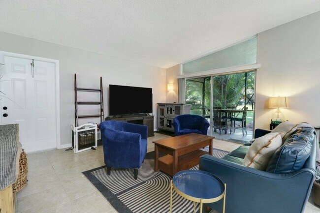 Foto del edificio - 22274 Misty Woods Way