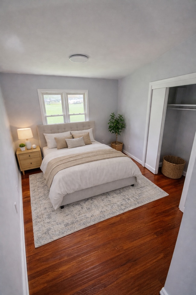 Building Photo - 4425 Kennett Ave