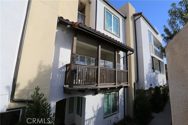 Foto del edificio - 1523 Doheny Way