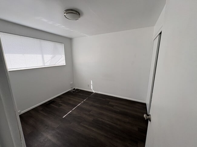 Building Photo - 2630 S Windsor Cir