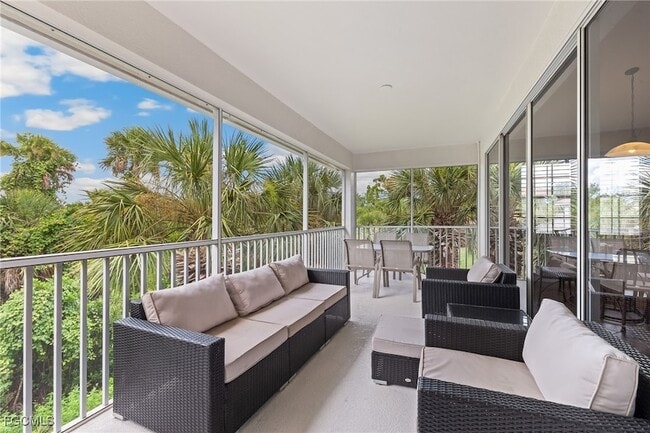 Building Photo - 16107 Mt Abbey Way