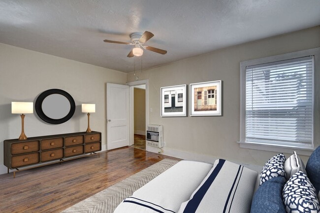 Building Photo - 1 bedroom, 1 bath apartment!