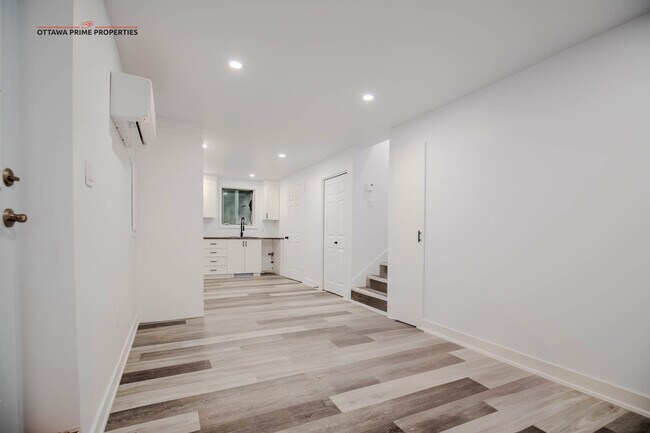 Building Photo - 125 Rue de Vimy