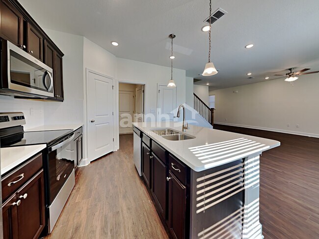 Building Photo - 2653 Sunrise Lndg Lp