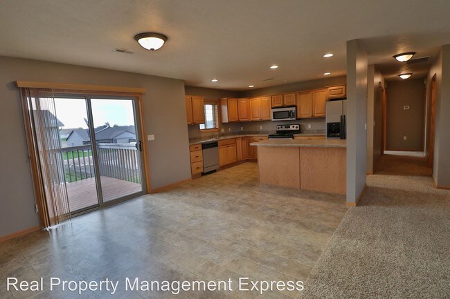 Foto del edificio - 1020-1026 N Main Ave