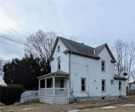 Building Photo - 315 Sullivan St