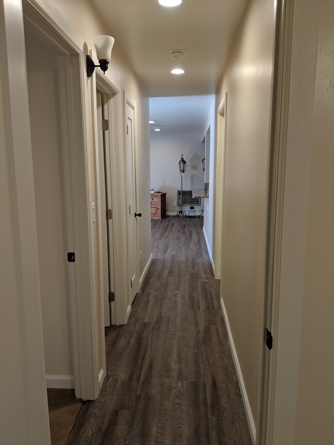 Foto del edificio - 9062 Robinridge Way