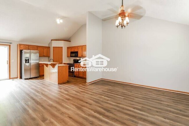 Foto del edificio - 3 Bedroom / 2.5 Bath in Liberty.
