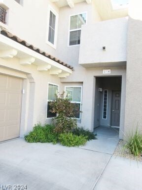 Building Photo - 11890 Tevare Ln