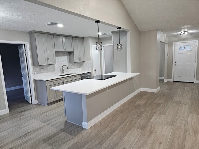 Building Photo - 22530 John Rolfe Ln