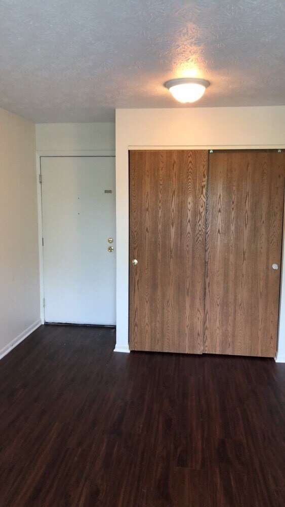 Building Photo - 5950 Erica Ct