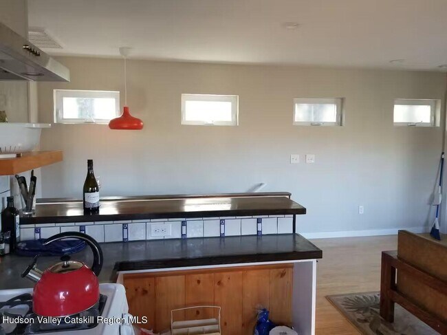 Foto del edificio - 501 Cold Brook Rd