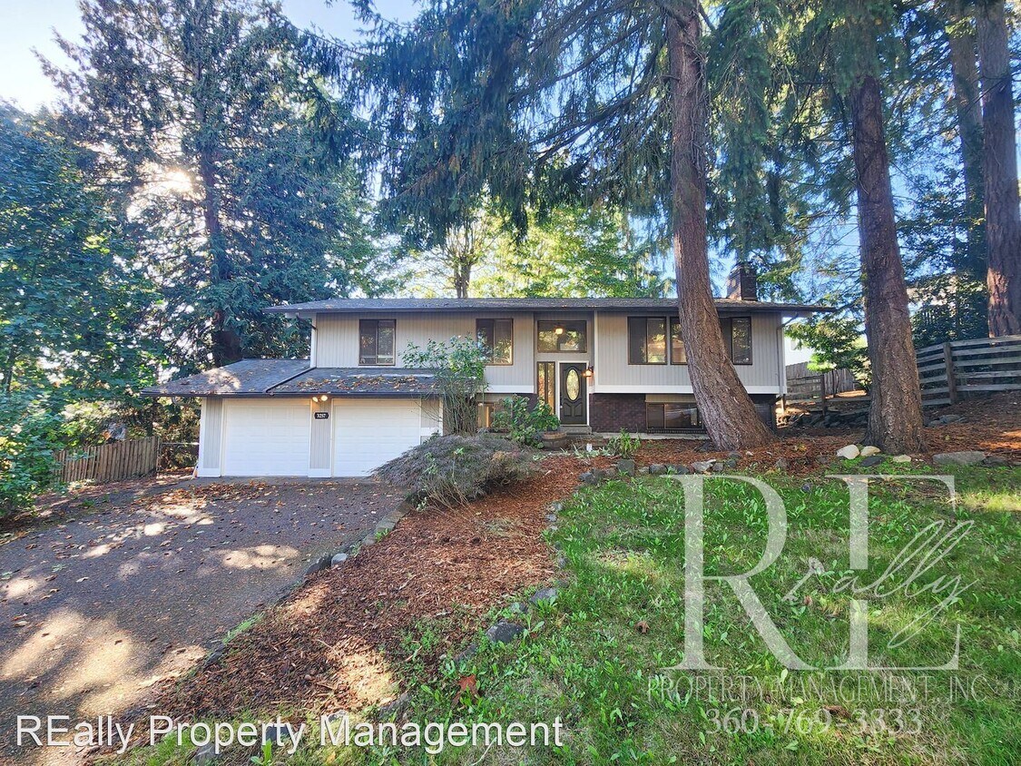 3257 NE Arrowhead Dr, Bremerton, WA 98311 - House Rental in Bremerton ...