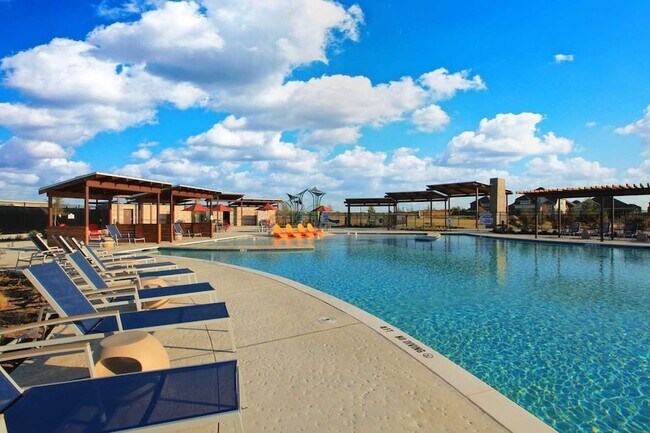 Foto del edificio - 7015 Hopper Ct