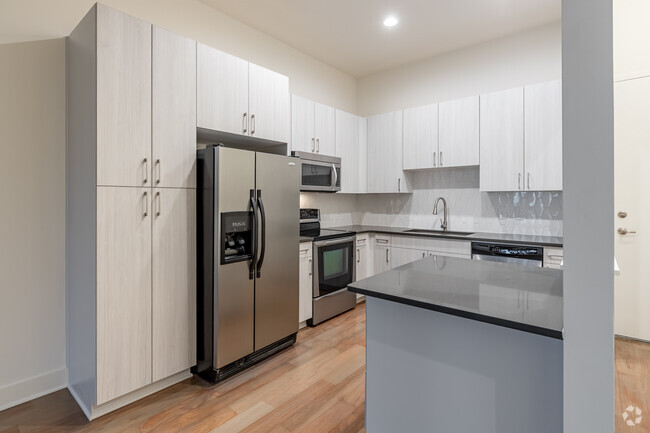 1BR, 1BA - A5 - 750SF - ibex at Uptown