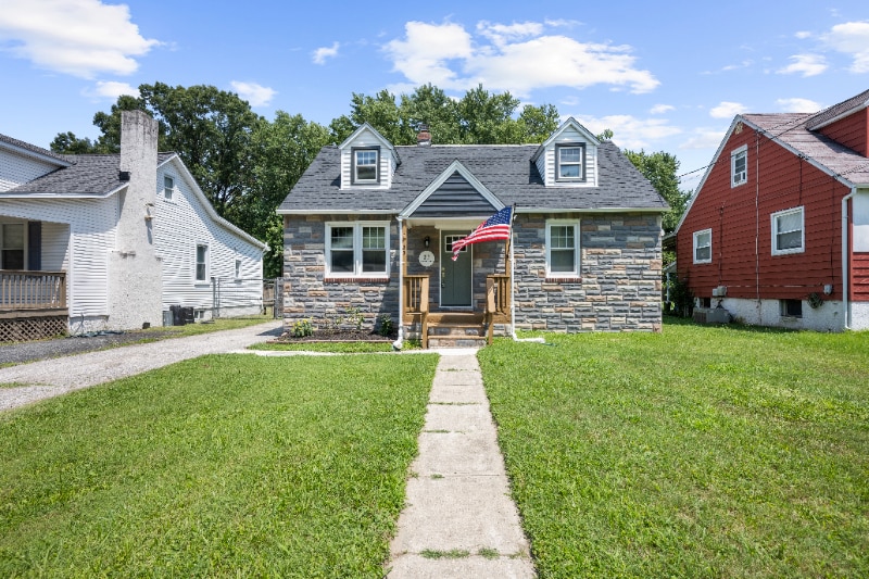Photo - 25 Vincent Ave
