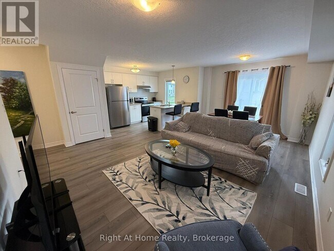 Building Photo - 217 Benninger Dr
