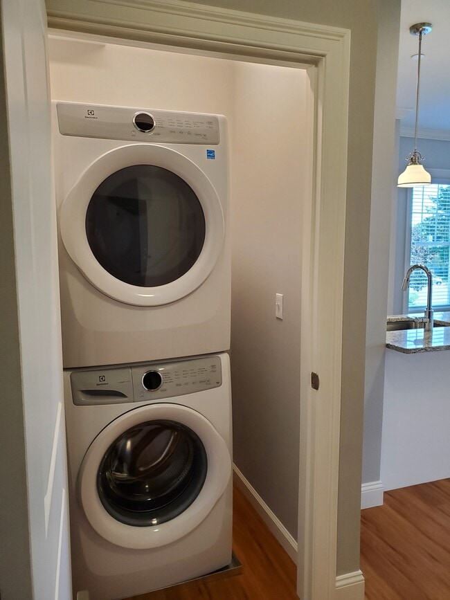 Washer and Dryer in each apartment! - Lake Hayward of Colchester Apartments