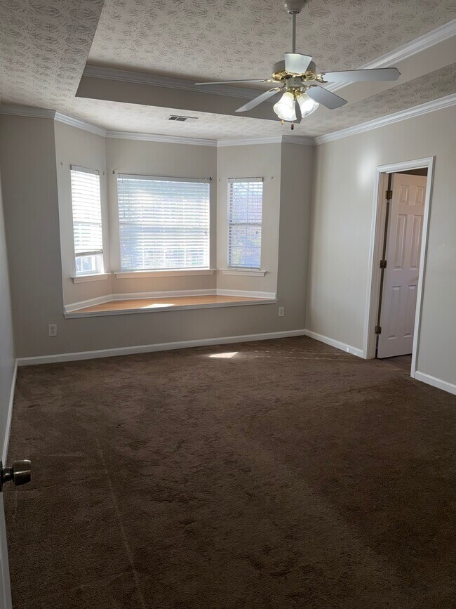 Foto del edificio - 1100 Longford Ct