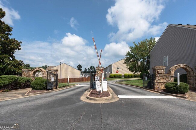 Foto del edificio - 3176 Creston Park Ct