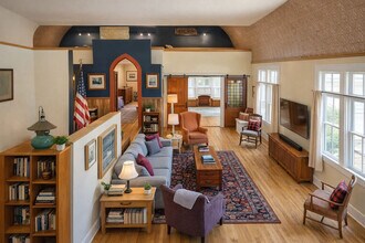 Building Photo - 316 Court St