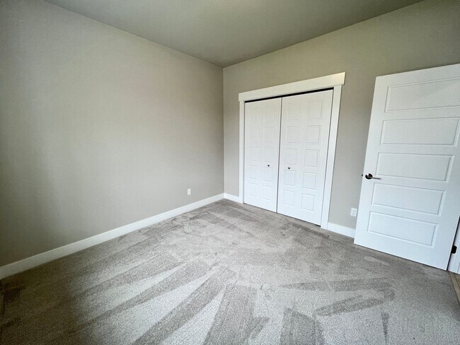 Foto del edificio - 3 Bed 2 Bath Beautiful Westend Home!