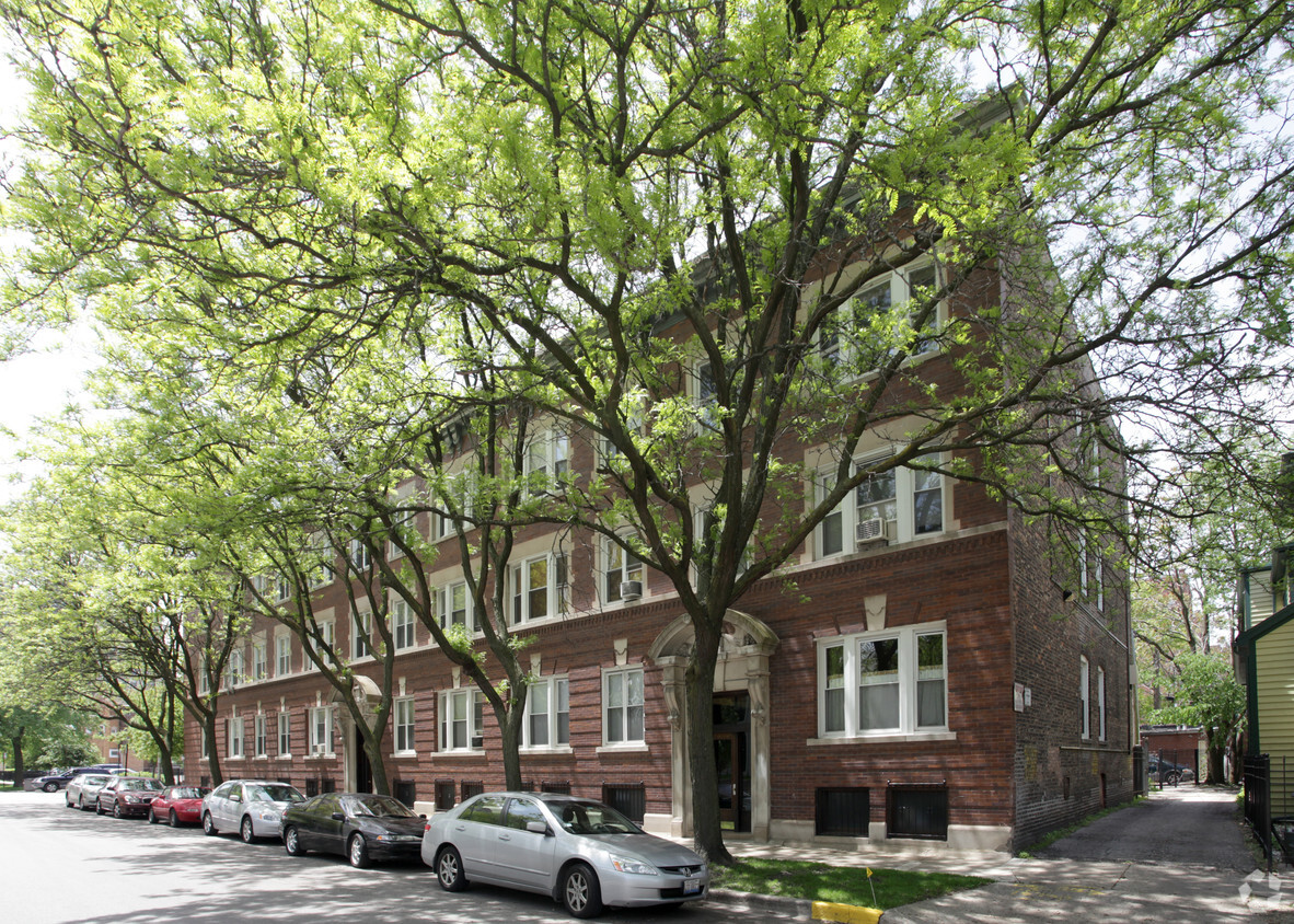 Primary Photo - 5046-5052 S Blackstone Ave
